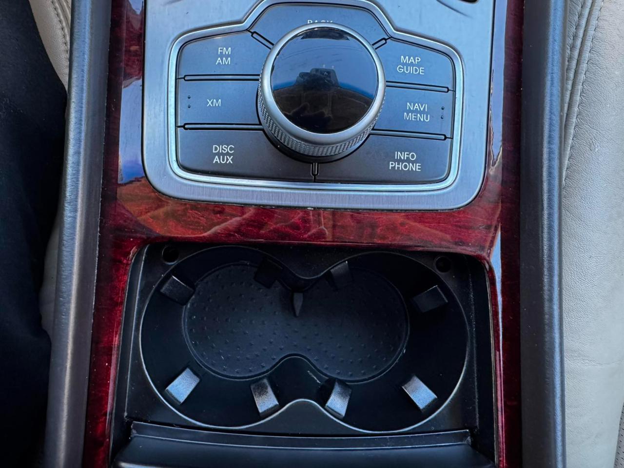 Hyundai Equus 4dr Sdn Ultimate 2013