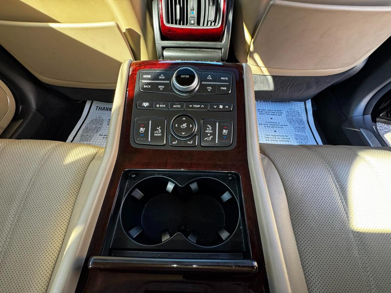 Hyundai Equus 4dr Sdn Ultimate 2013