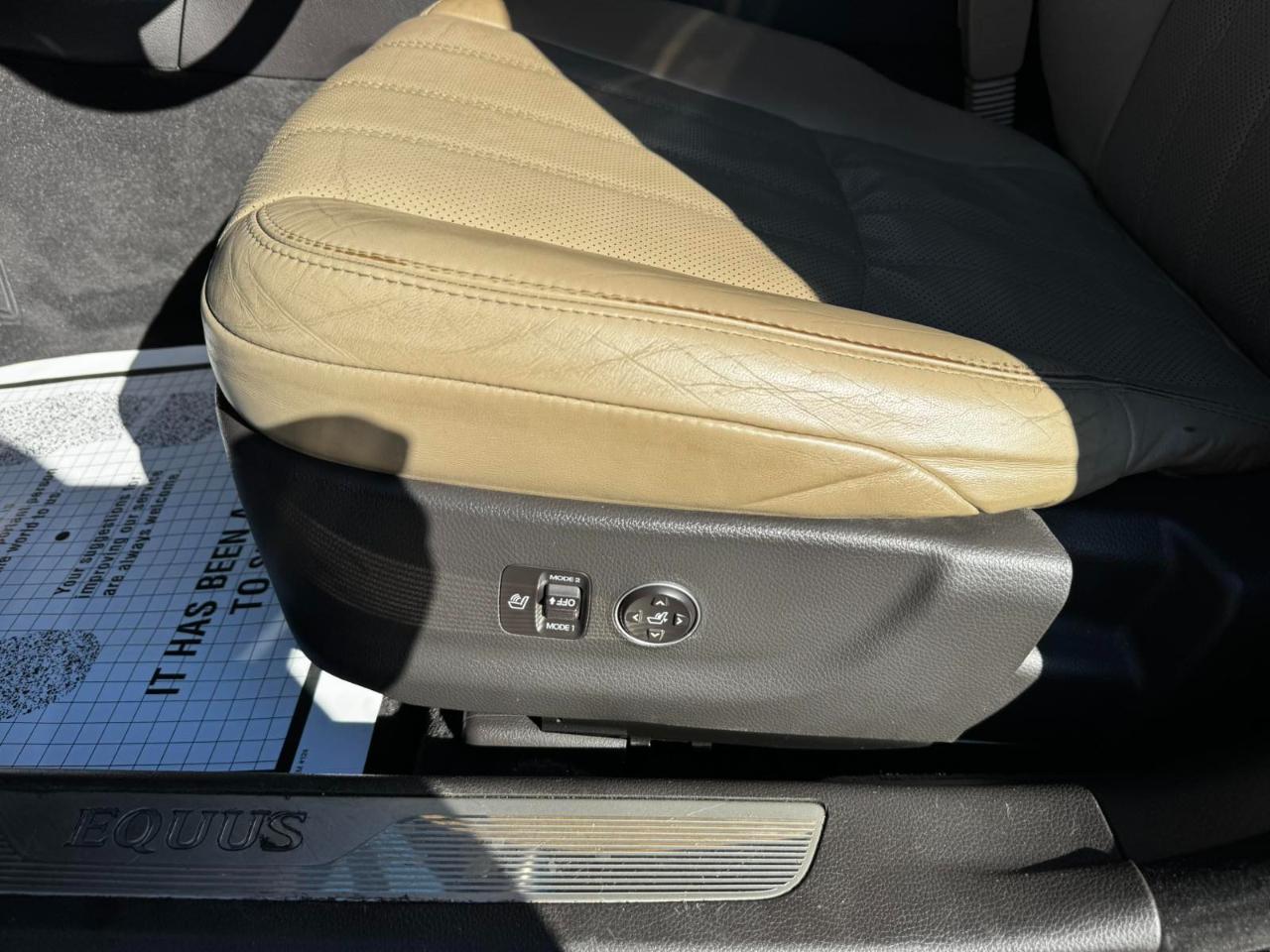 Hyundai Equus 4dr Sdn Ultimate 2013