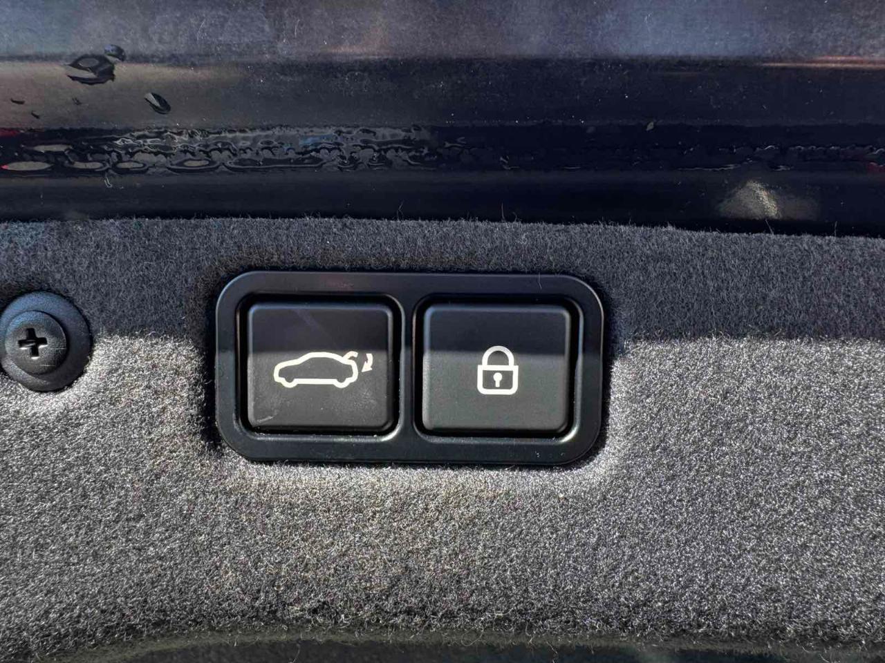 Hyundai Equus 4dr Sdn Ultimate 2013