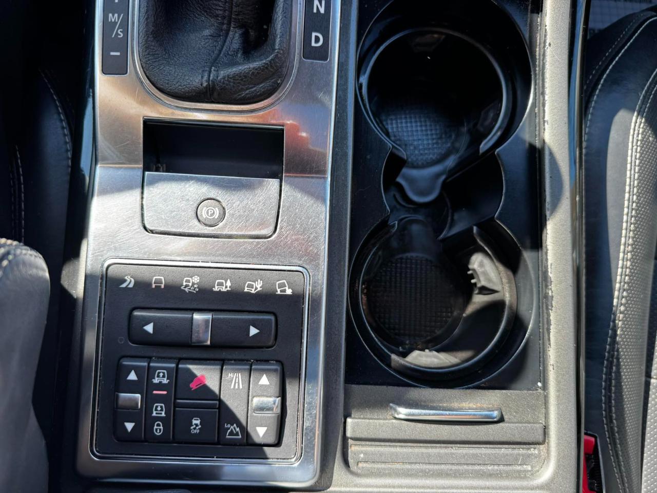 Land Rover Range Rover Sport 4WD 4dr SC 2013