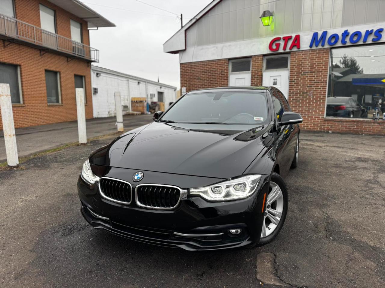 BMW 3 Series 4dr Sdn 328i xDrive AWD SULEV South Africa 2016