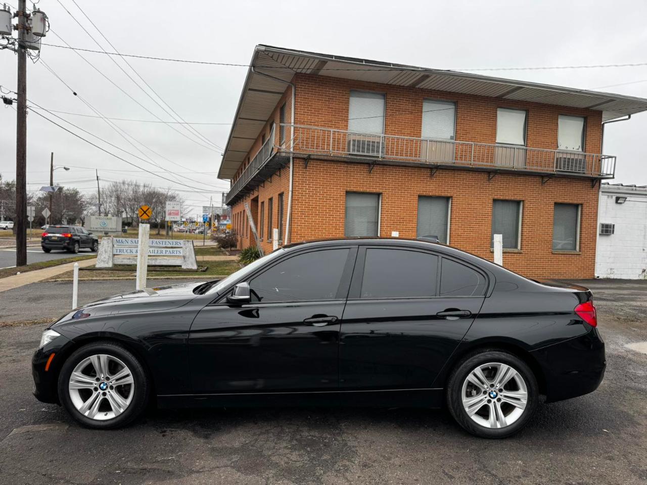 BMW 3 Series 4dr Sdn 328i xDrive AWD SULEV South Africa 2016