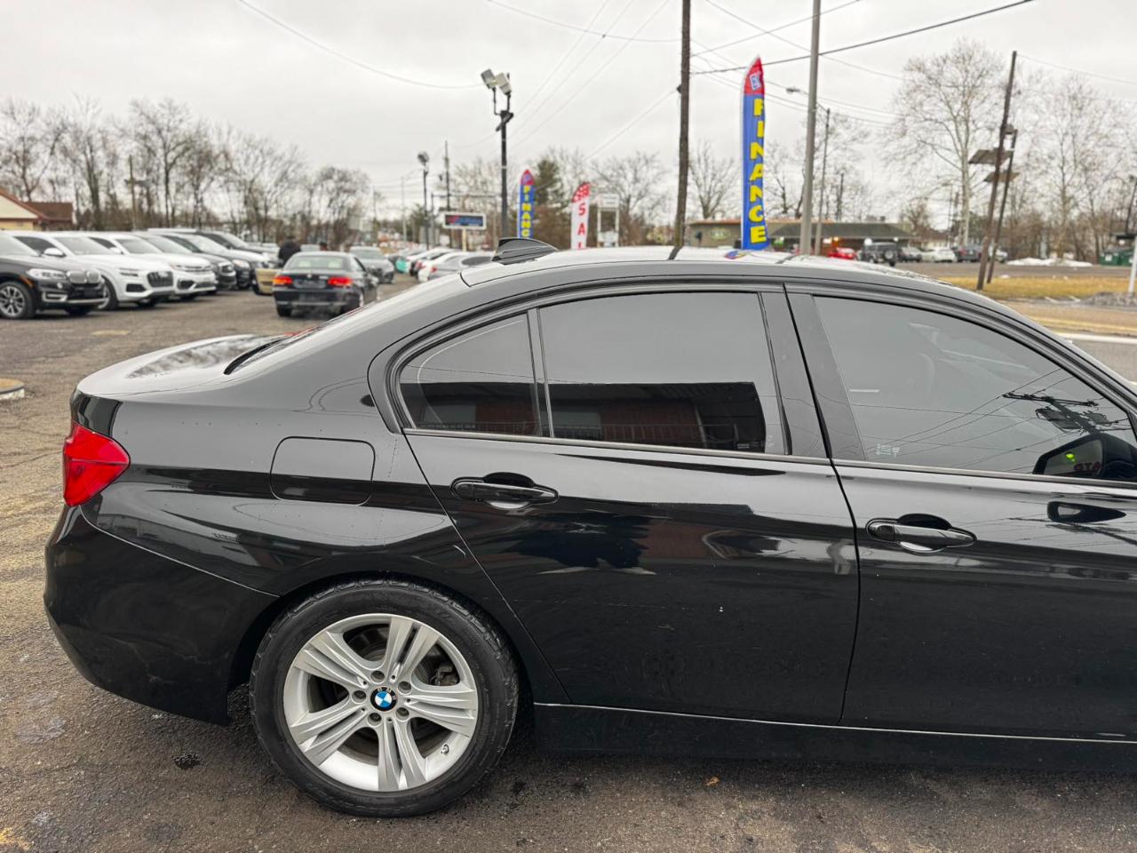 BMW 3 Series 4dr Sdn 328i xDrive AWD SULEV South Africa 2016