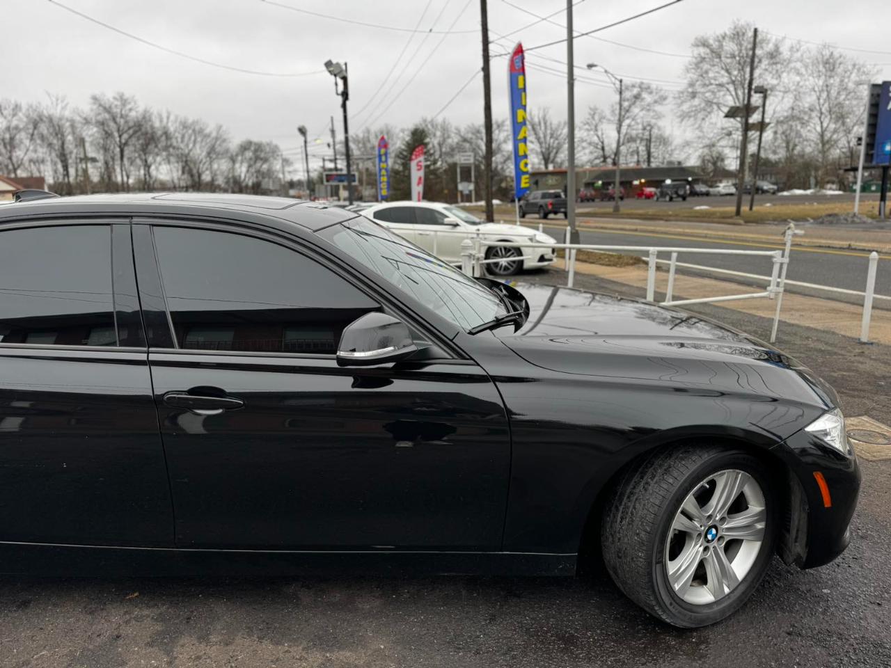 BMW 3 Series 4dr Sdn 328i xDrive AWD SULEV South Africa 2016