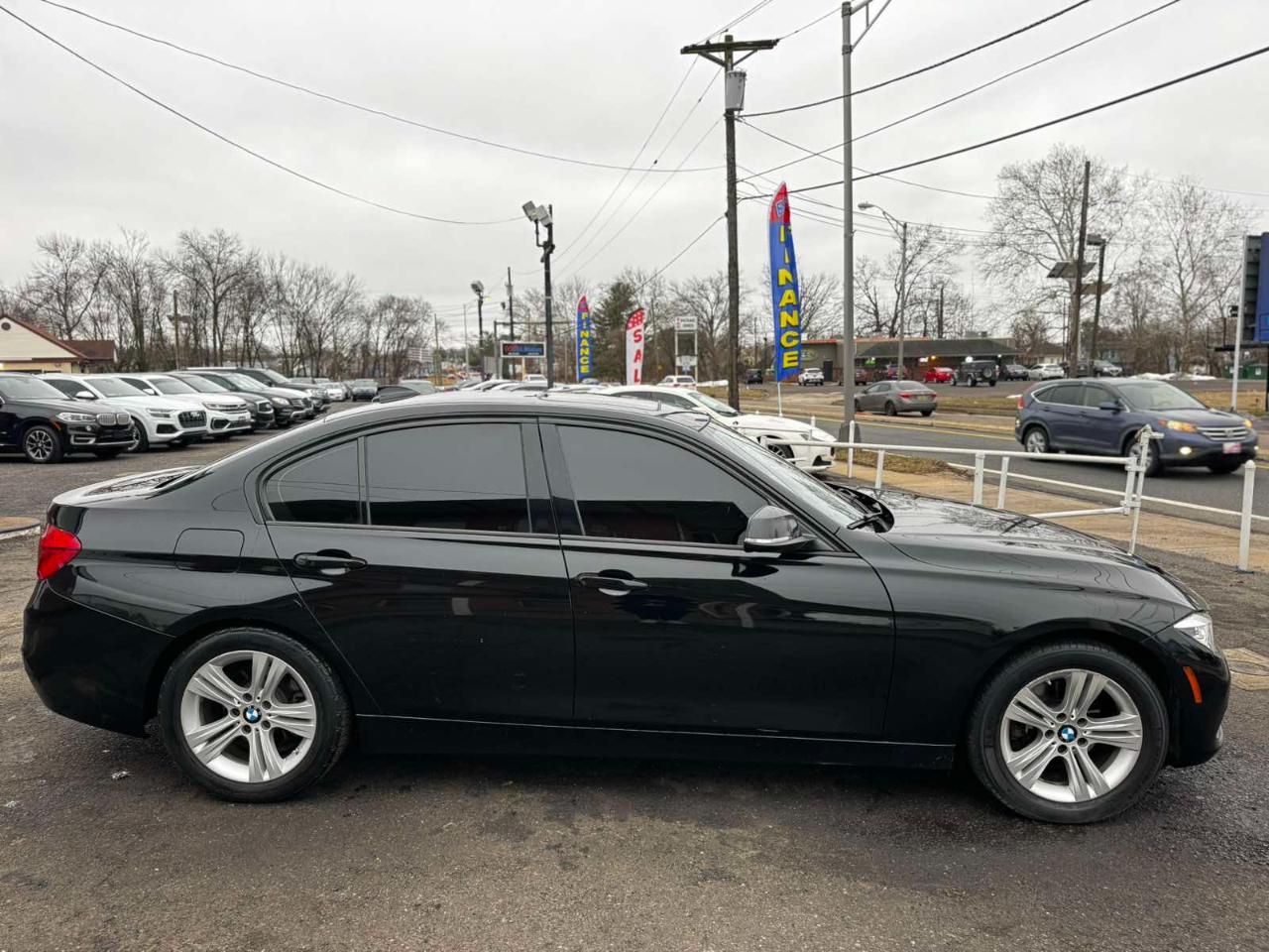 BMW 3 Series 4dr Sdn 328i xDrive AWD SULEV South Africa 2016