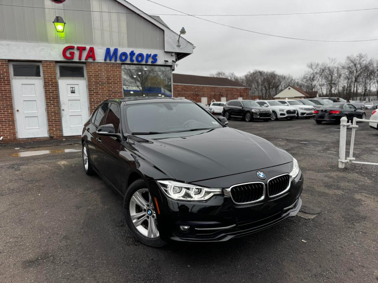 BMW 3 Series 4dr Sdn 328i xDrive AWD SULEV South Africa 2016