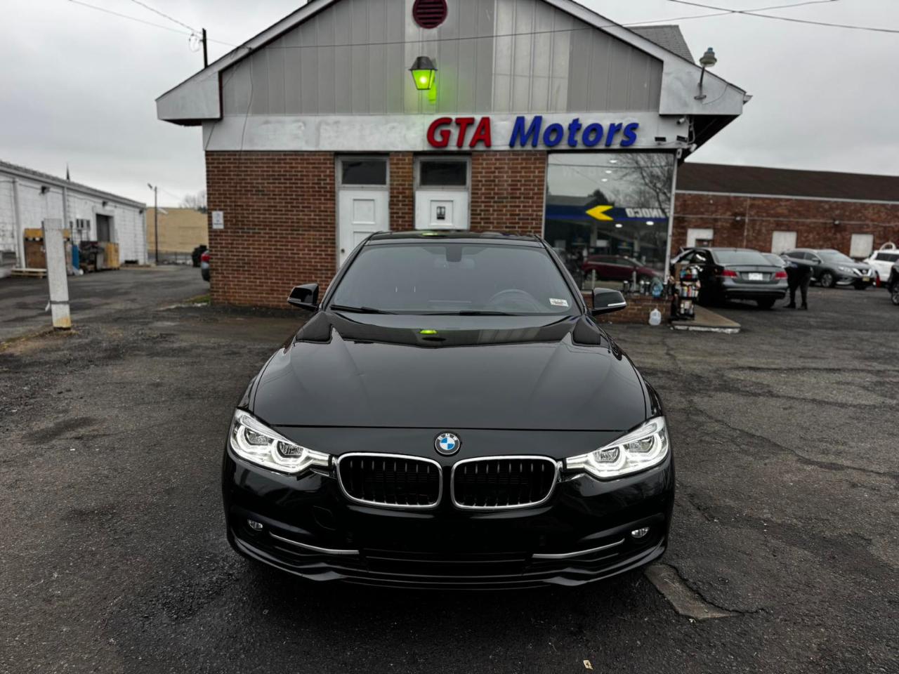 BMW 3 Series 4dr Sdn 328i xDrive AWD SULEV South Africa 2016