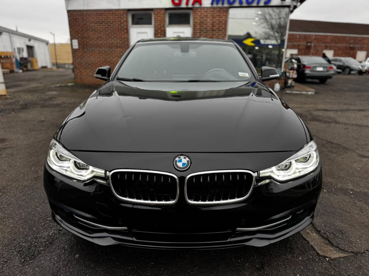 BMW 3 Series 4dr Sdn 328i xDrive AWD SULEV South Africa 2016