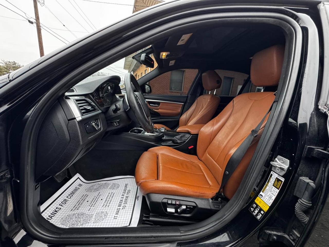 BMW 3 Series 4dr Sdn 328i xDrive AWD SULEV South Africa 2016