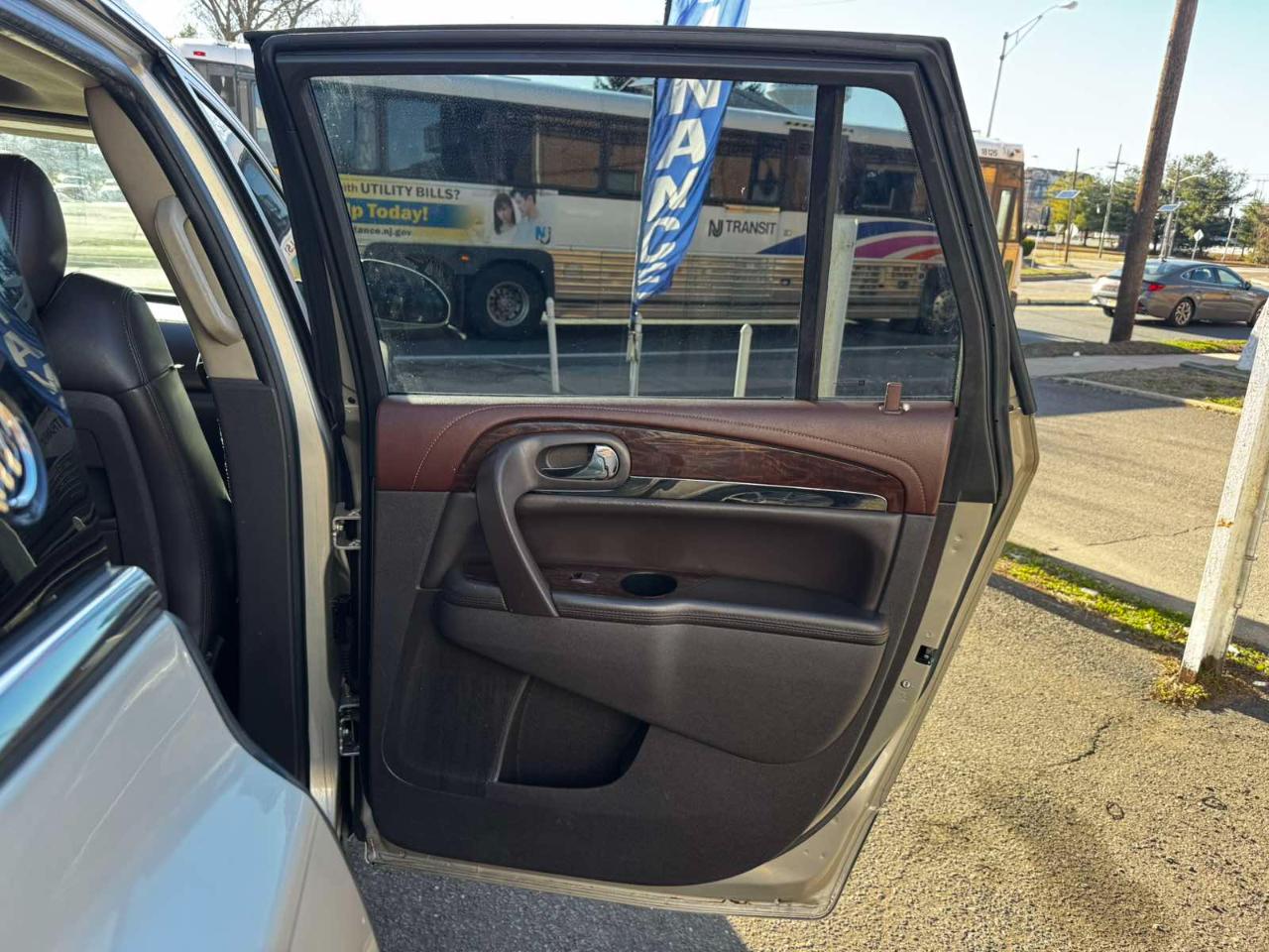 Buick Enclave AWD 4dr Leather 2014