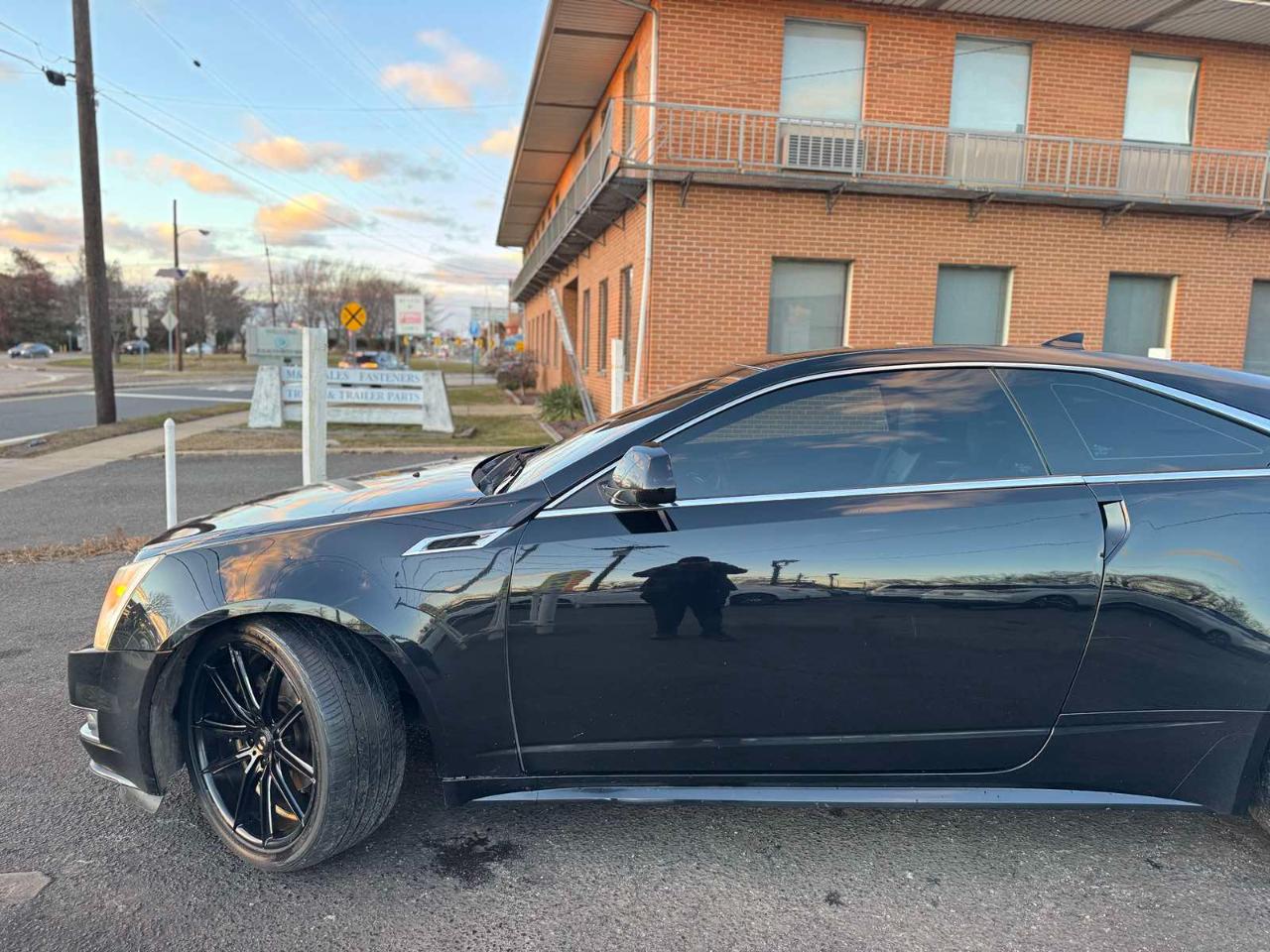 Cadillac CTS Coupe 2dr Cpe Performance AWD 2011