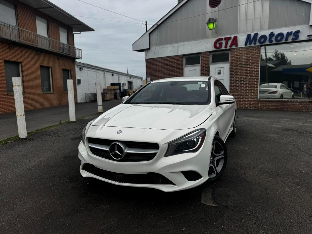 Mercedes-Benz CLA-Class 4dr Sdn CLA 250 4MATIC 2014