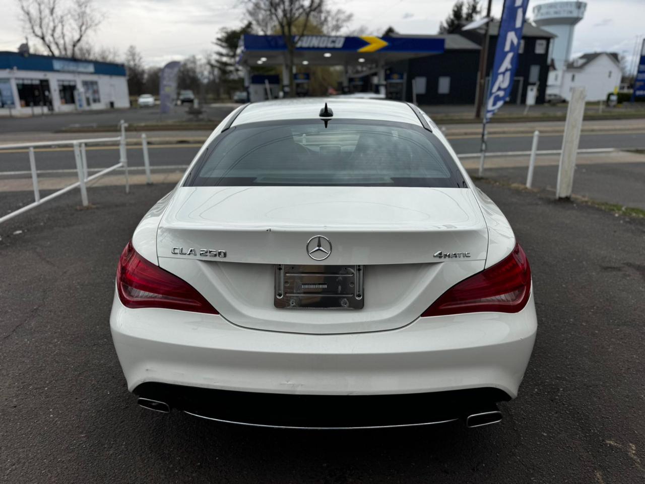 Mercedes-Benz CLA-Class 4dr Sdn CLA 250 4MATIC 2014