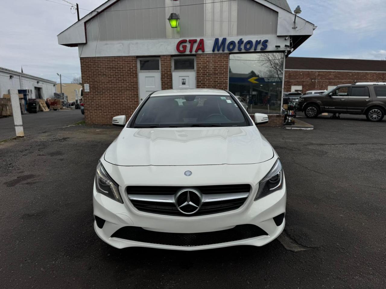 Mercedes-Benz CLA-Class 4dr Sdn CLA 250 4MATIC 2014