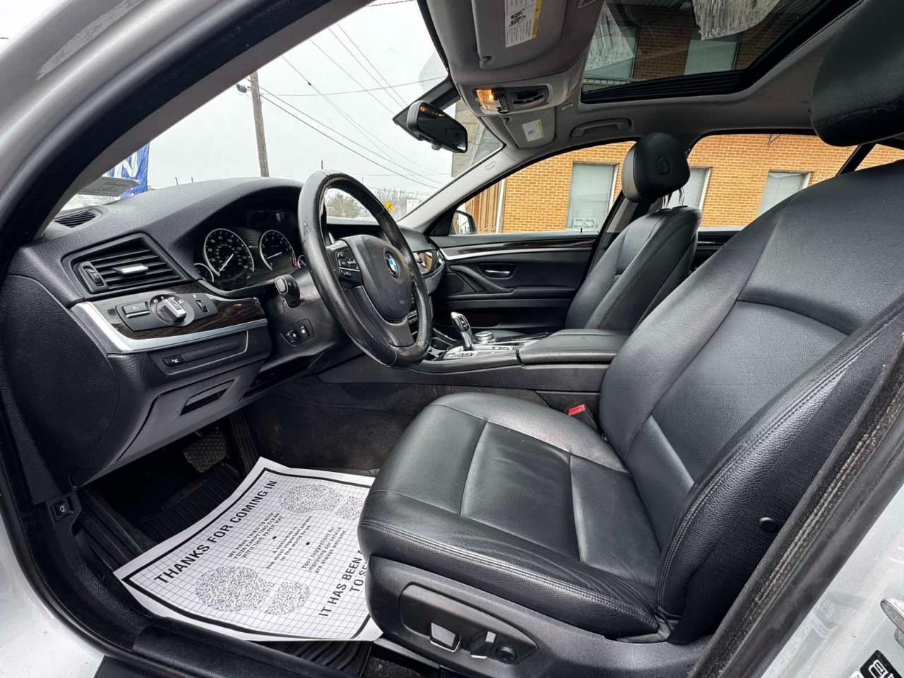 BMW 5 Series 4dr Sdn 528i xDrive AWD 2015