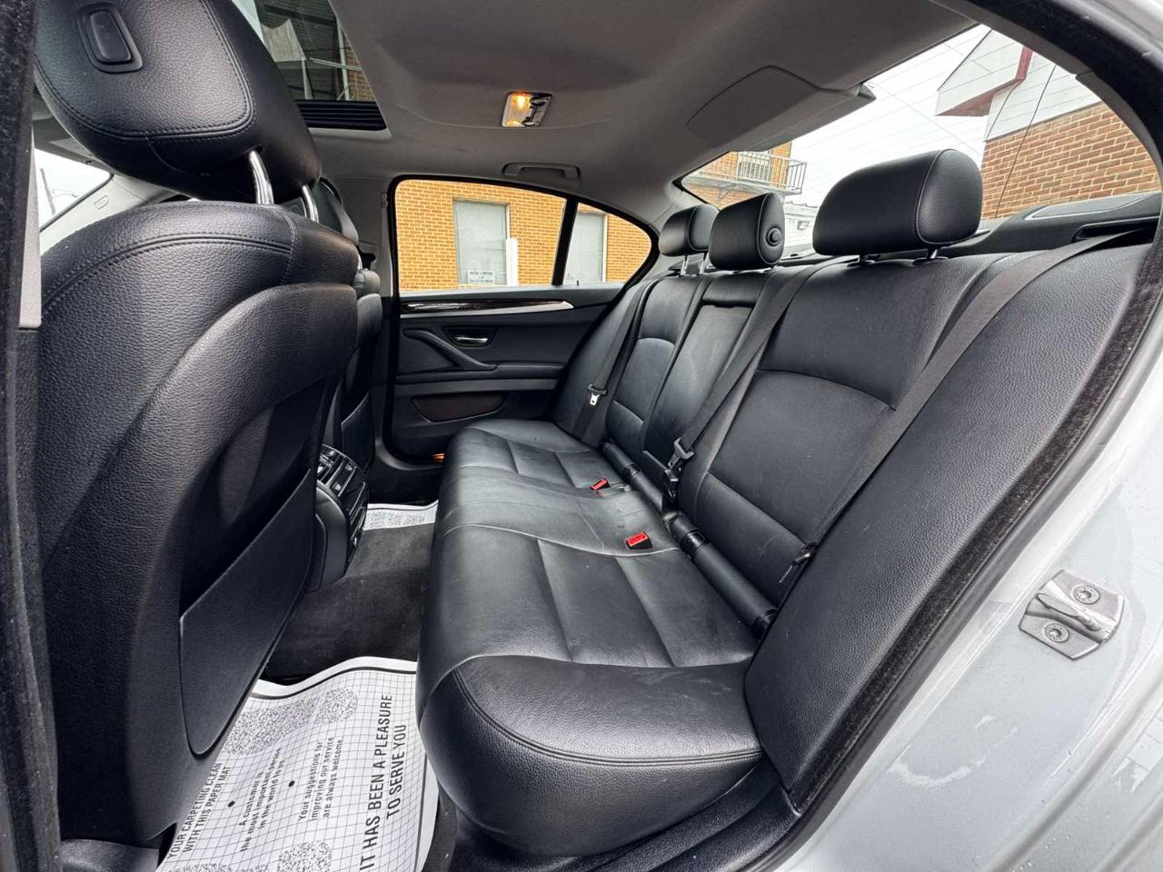 BMW 5 Series 4dr Sdn 528i xDrive AWD 2015