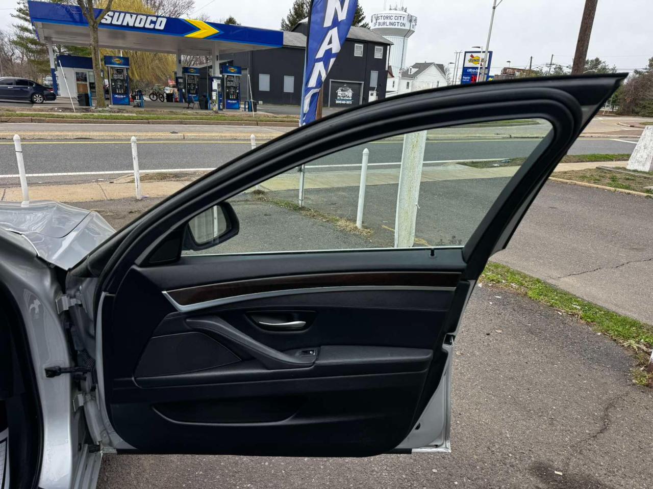 BMW 5 Series 4dr Sdn 528i xDrive AWD 2015