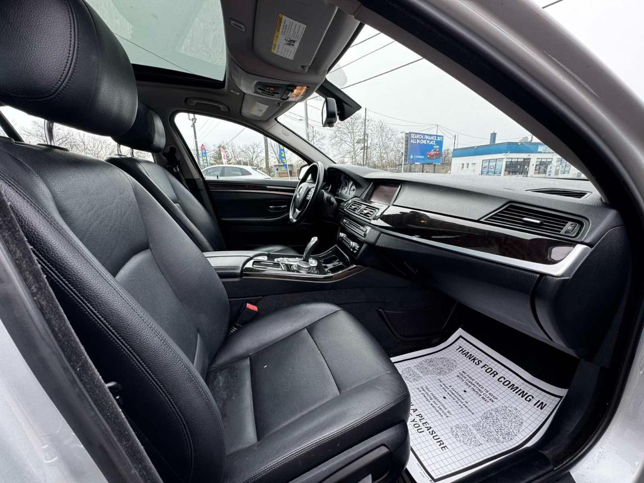 BMW 5 Series 4dr Sdn 528i xDrive AWD 2015