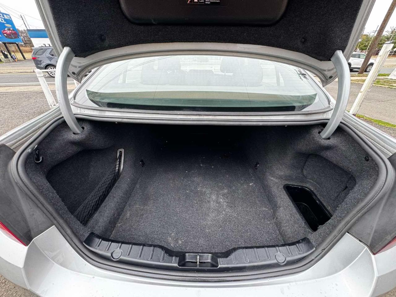 BMW 5 Series 4dr Sdn 528i xDrive AWD 2015