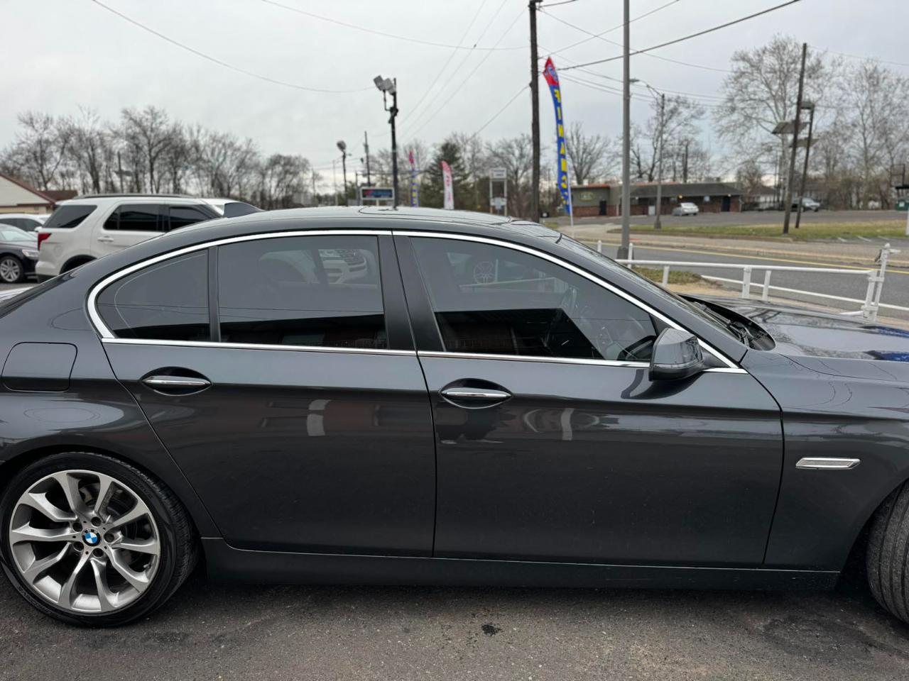 BMW 5 Series 4dr Sdn 535i xDrive AWD 2016