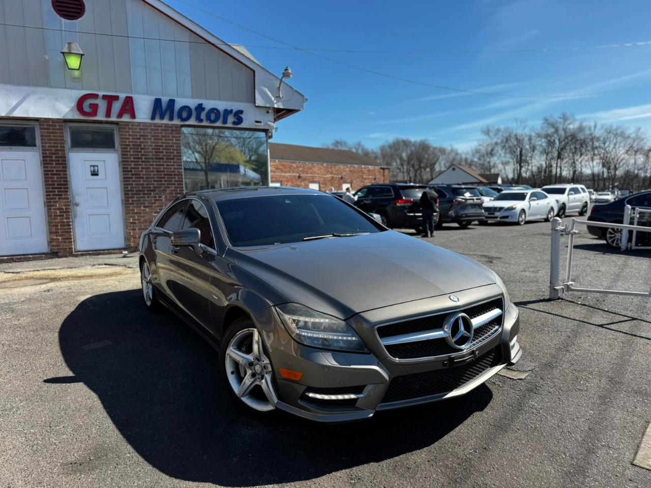 Mercedes-Benz CLS-Class 4dr Sdn CLS 550 4MATIC 2012
