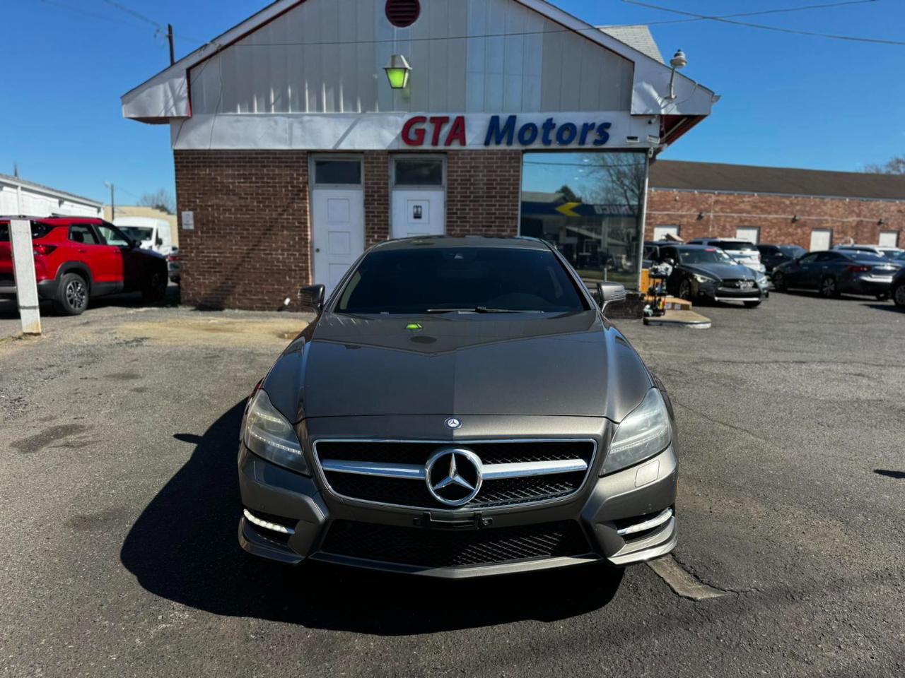 Mercedes-Benz CLS-Class 4dr Sdn CLS 550 4MATIC 2012