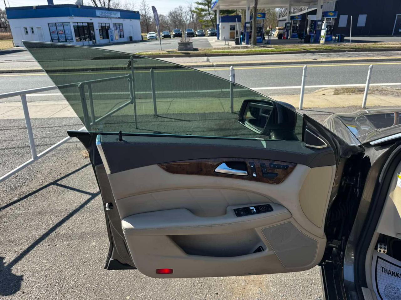 Mercedes-Benz CLS-Class 4dr Sdn CLS 550 4MATIC 2012