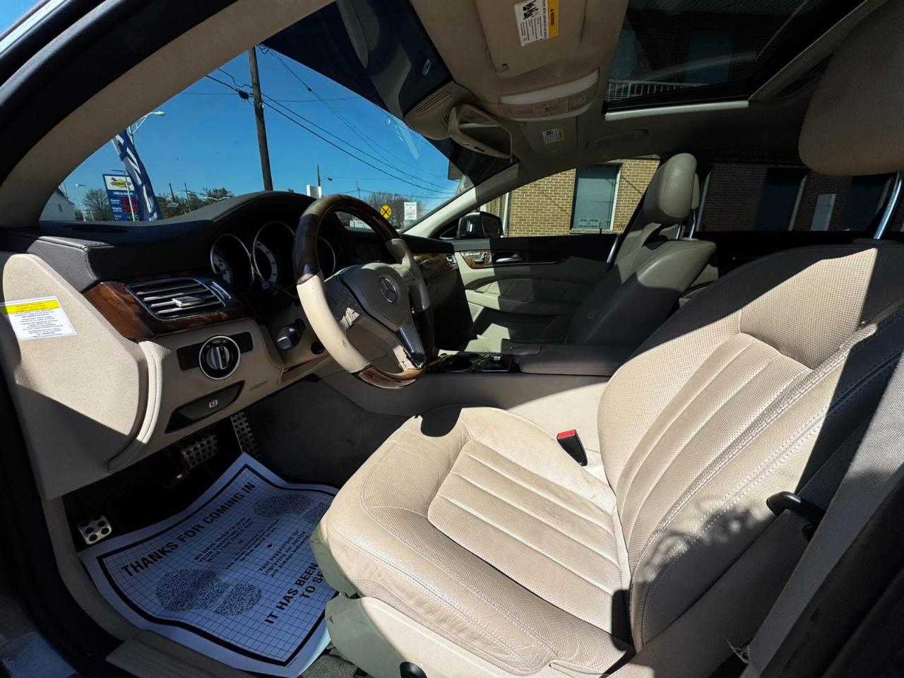 Mercedes-Benz CLS-Class 4dr Sdn CLS 550 4MATIC 2012