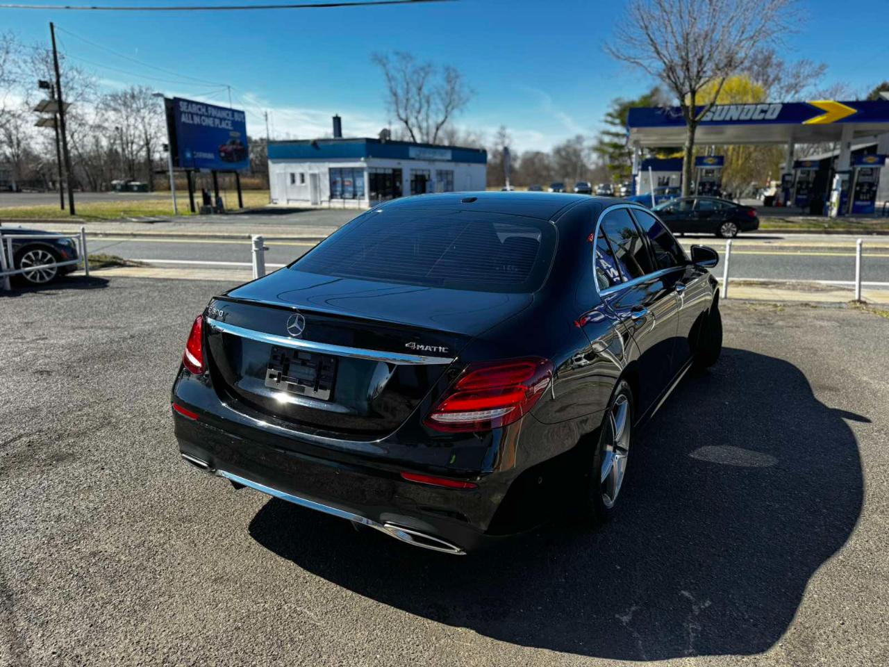 Mercedes-Benz E-Class E 300 Sport 4MATIC Sedan 2017