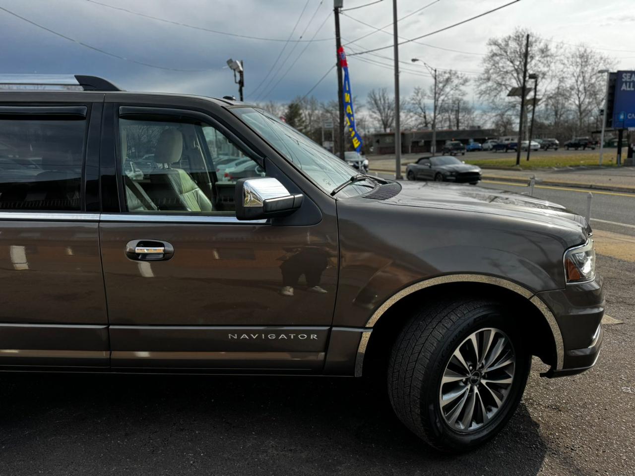 Lincoln Navigator 2WD 4dr 2015
