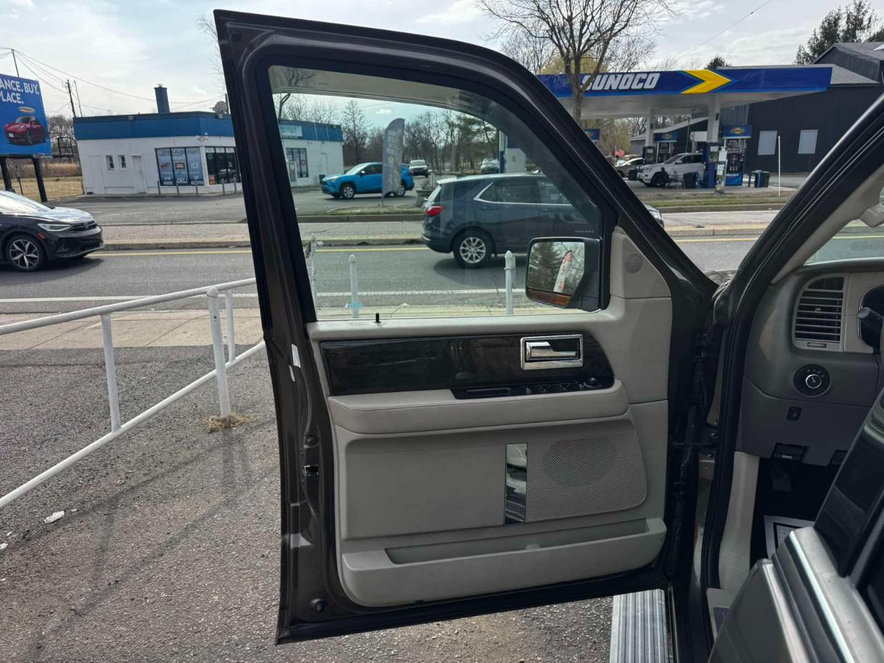 Lincoln Navigator 2WD 4dr 2015