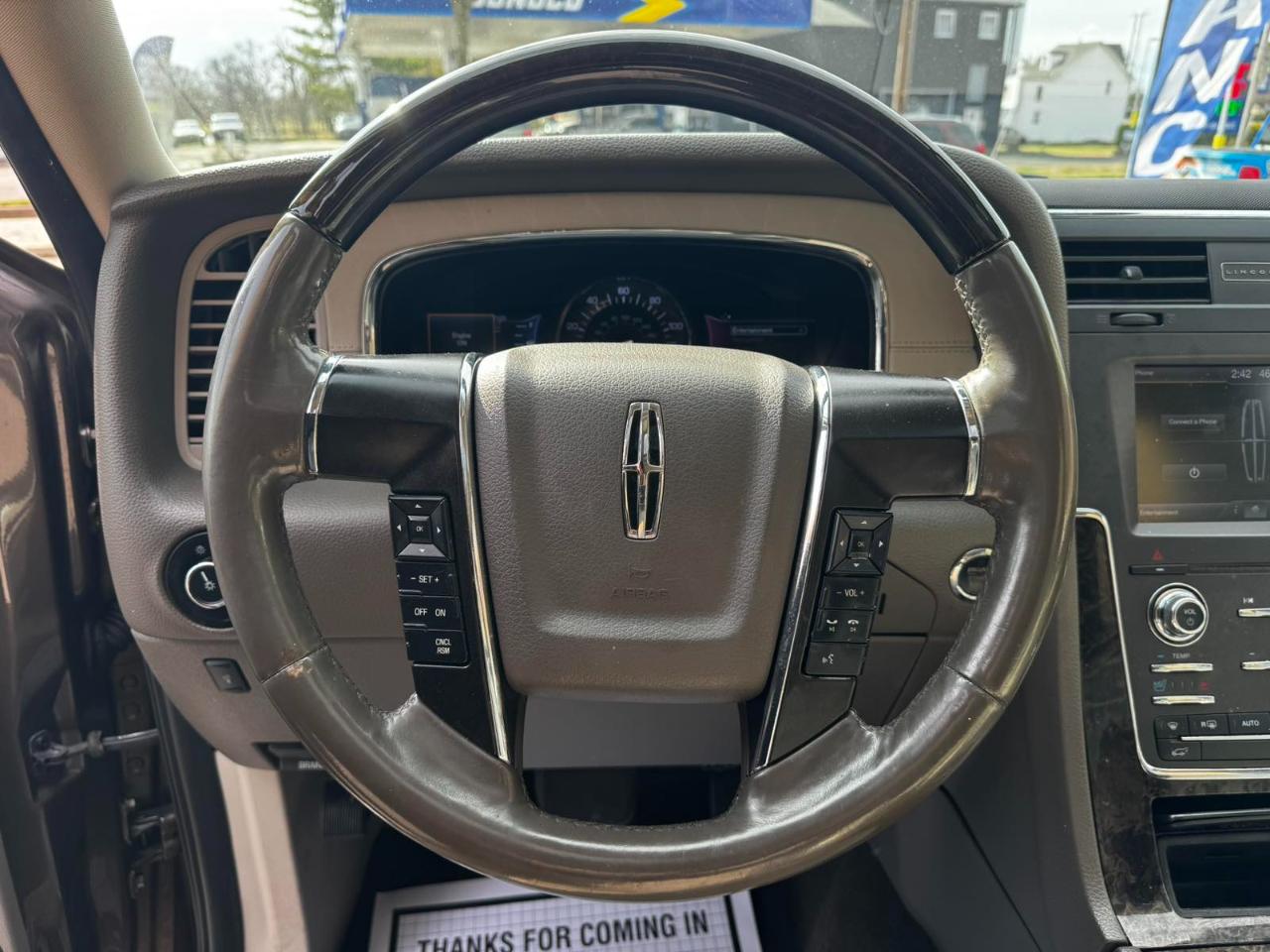 Lincoln Navigator 2WD 4dr 2015