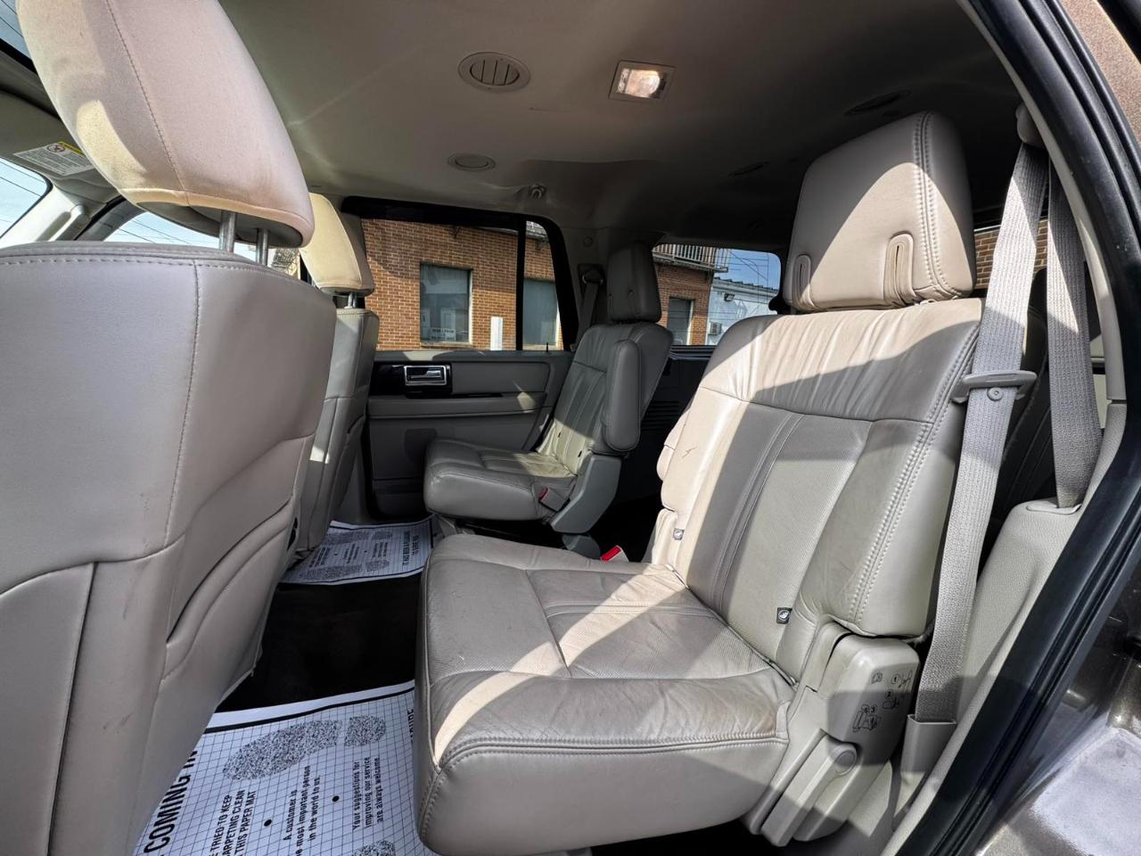 Lincoln Navigator 2WD 4dr 2015