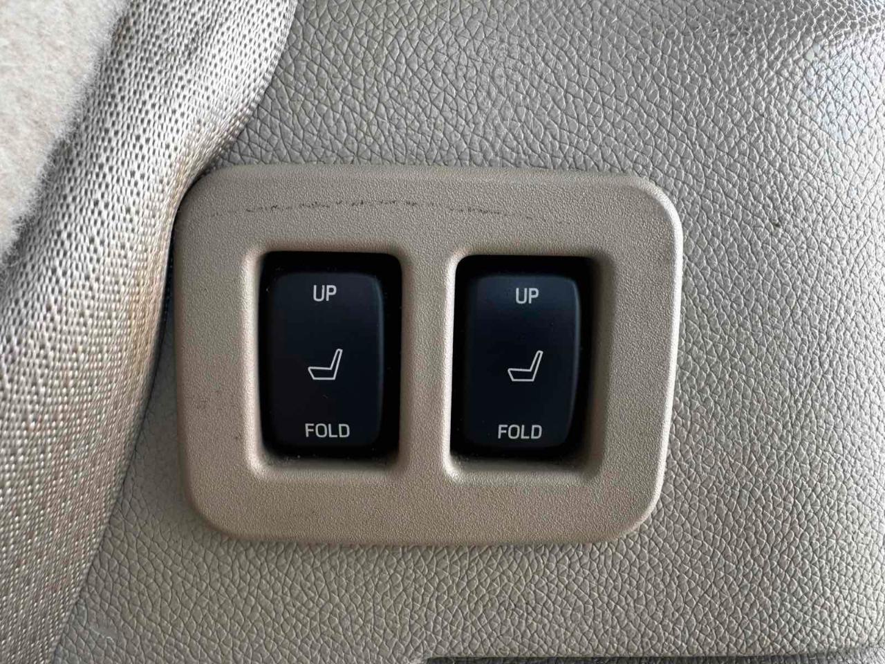 Lincoln Navigator 2WD 4dr 2015