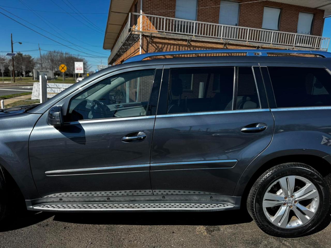 Mercedes-Benz GL-Class 4MATIC 4dr GL 450 2012