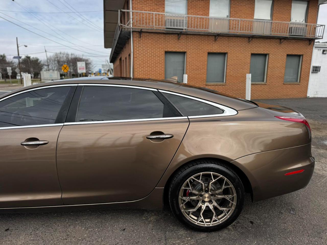 Jaguar XJ 4dr Sdn XJL Portfolio AWD 2014