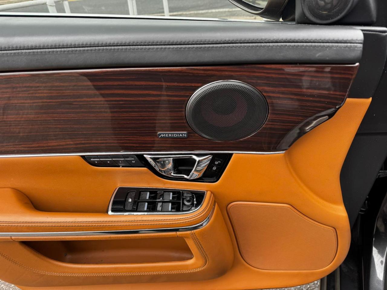 Jaguar XJ 4dr Sdn XJL Portfolio AWD 2014