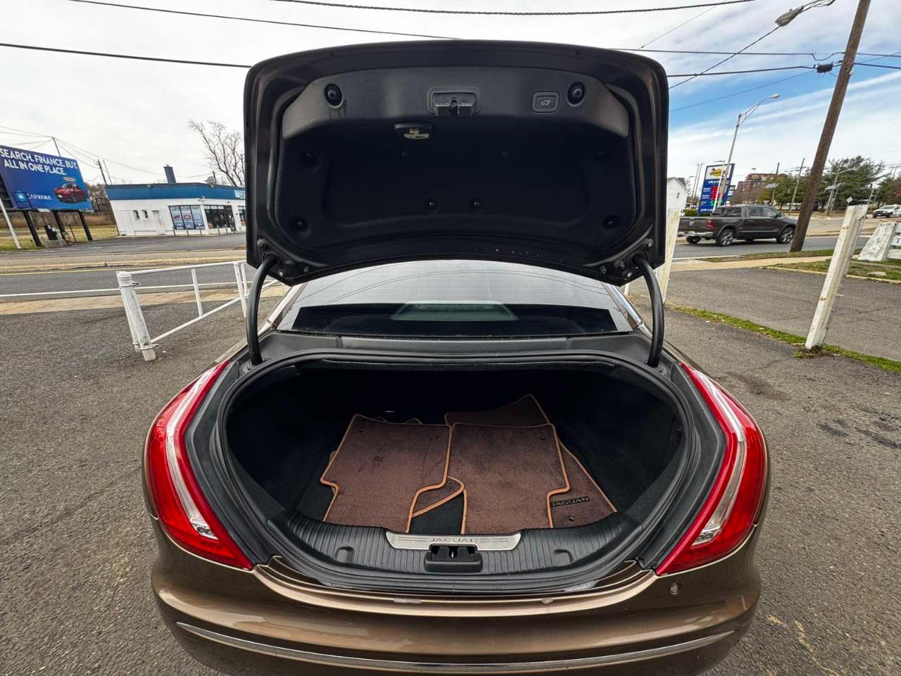 Jaguar XJ 4dr Sdn XJL Portfolio AWD 2014