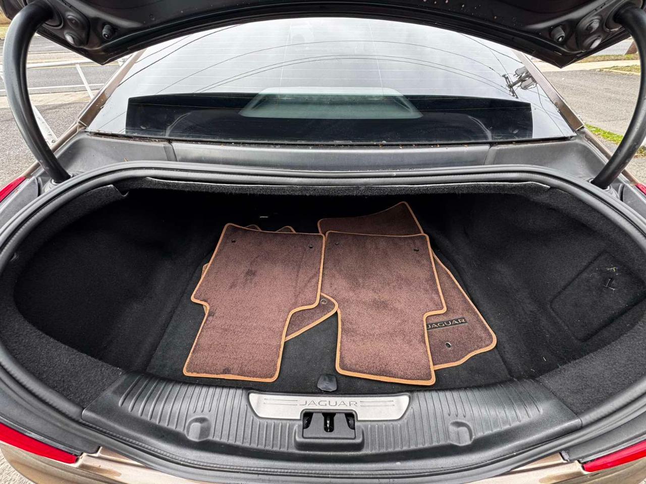 Jaguar XJ 4dr Sdn XJL Portfolio AWD 2014