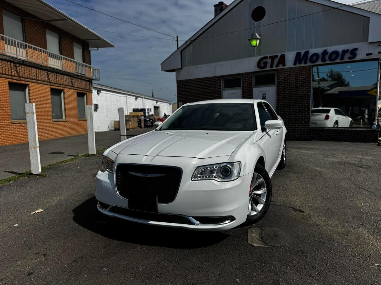 Chrysler 300 Touring RWD 2018