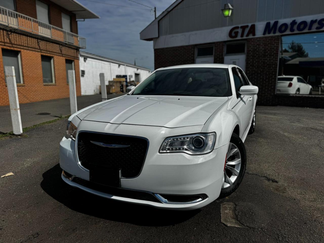 Chrysler 300 Touring RWD 2018