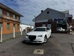2018 Chrysler 300 