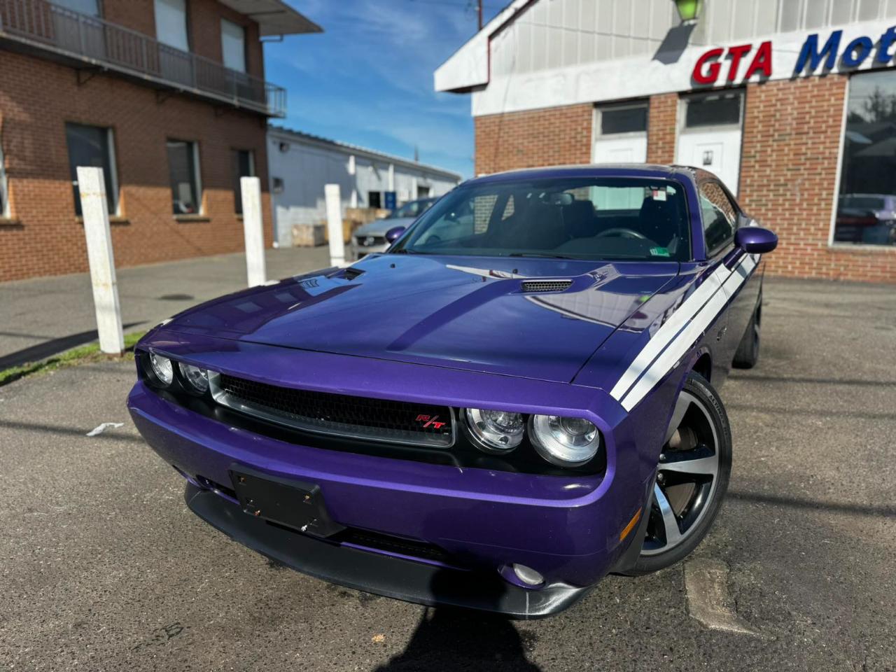 Dodge Challenger 2dr Cpe R/T Classic 2013
