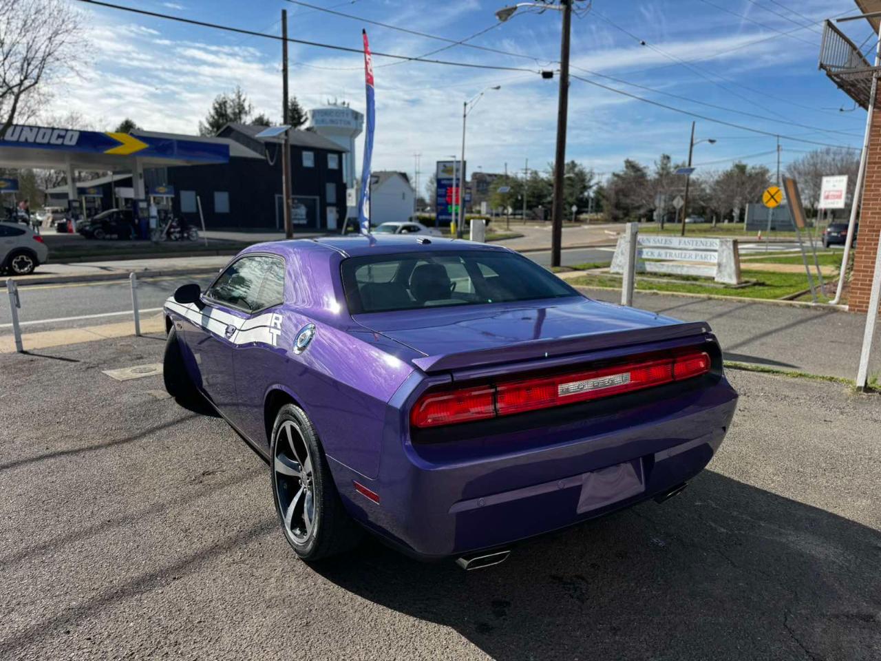 Dodge Challenger 2dr Cpe R/T Classic 2013