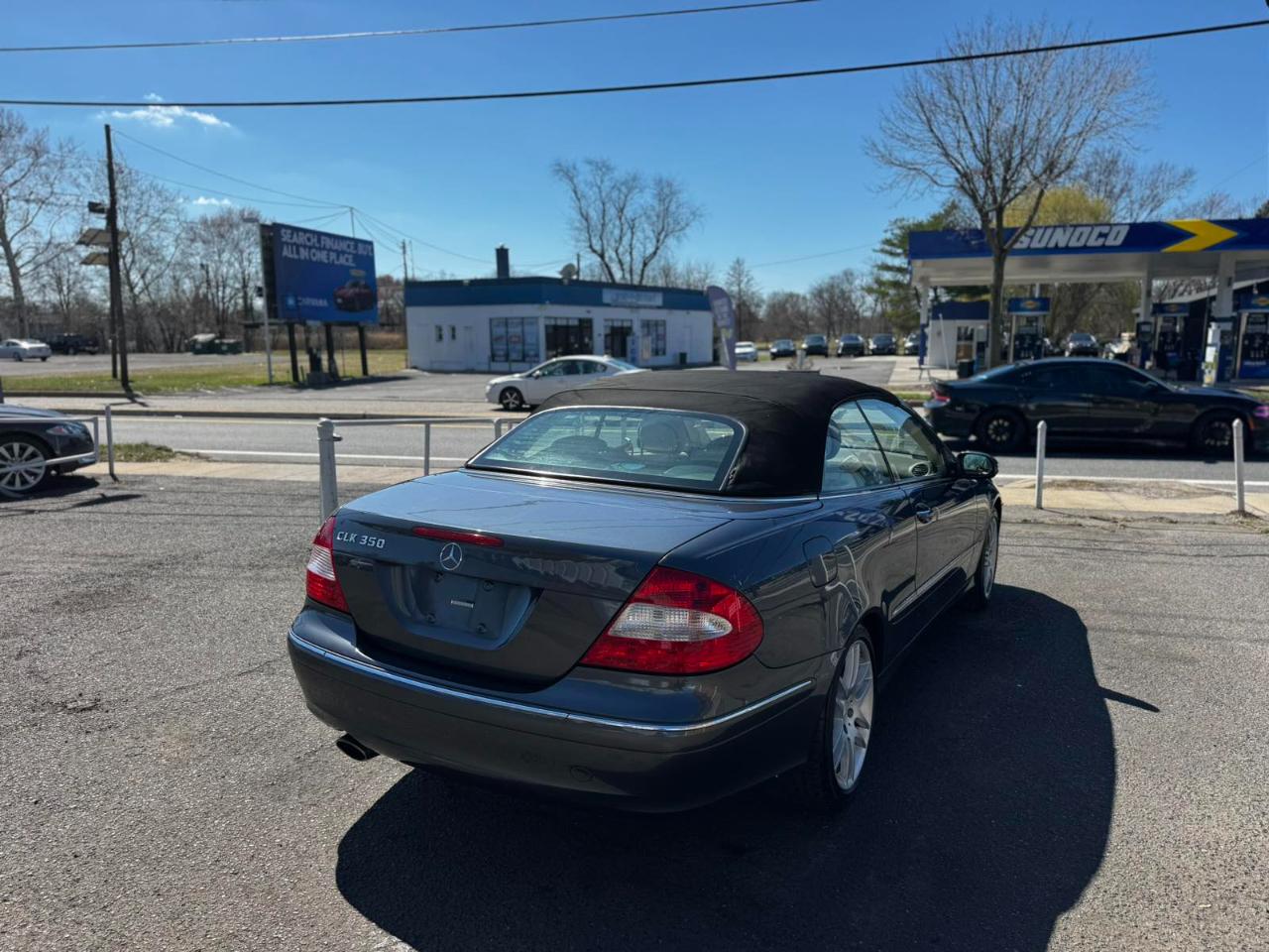 Mercedes-Benz CLK-Class 2dr Cabriolet 3.5L 2009