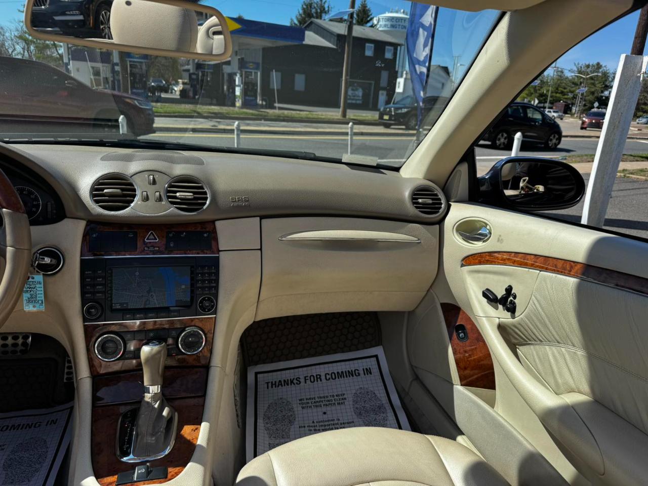 Mercedes-Benz CLK-Class 2dr Cabriolet 3.5L 2009