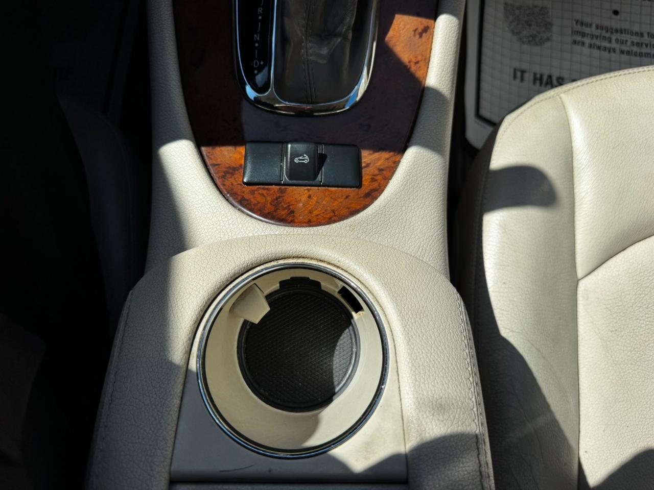 Mercedes-Benz CLK-Class 2dr Cabriolet 3.5L 2009