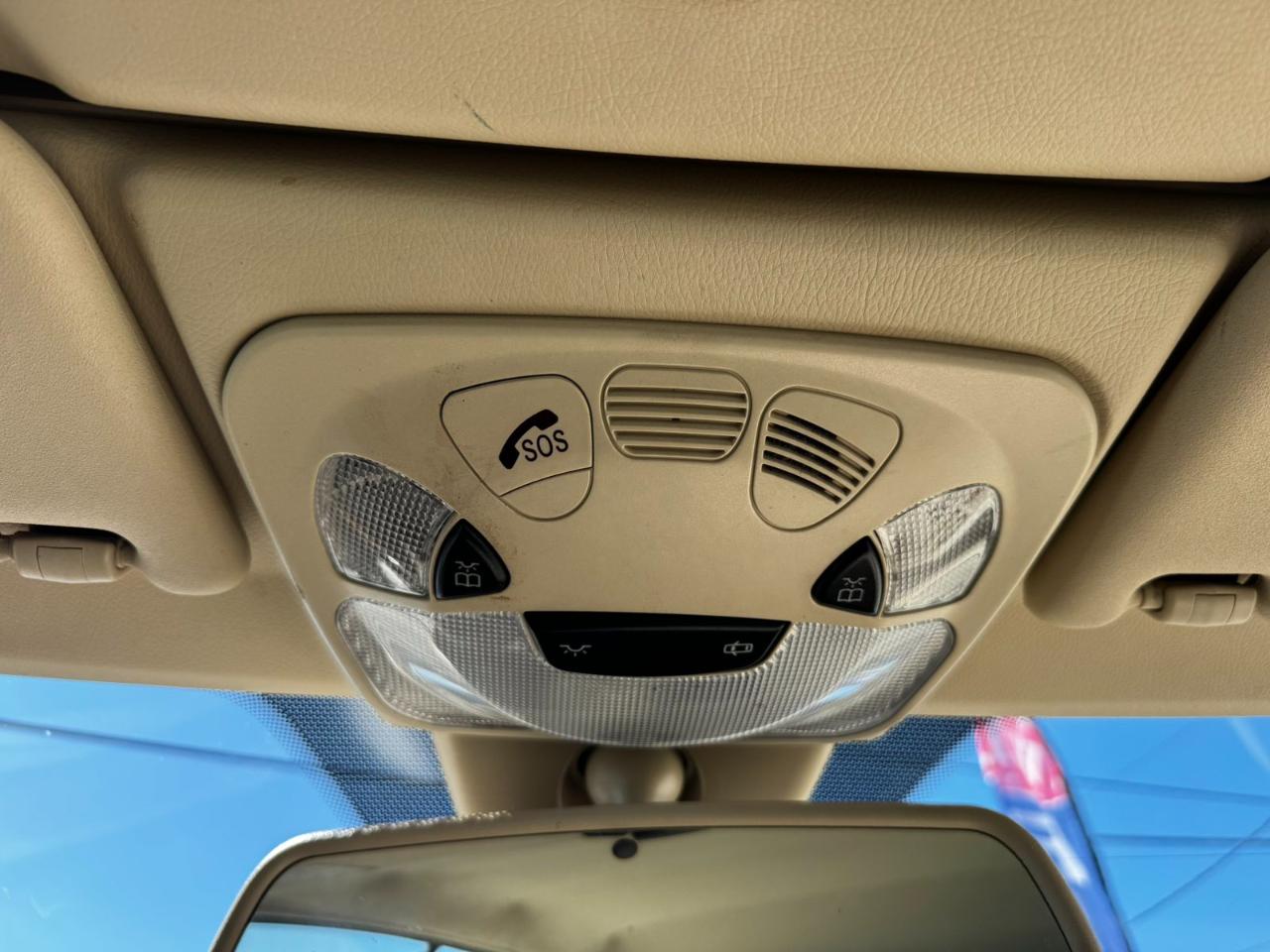 Mercedes-Benz CLK-Class 2dr Cabriolet 3.5L 2009