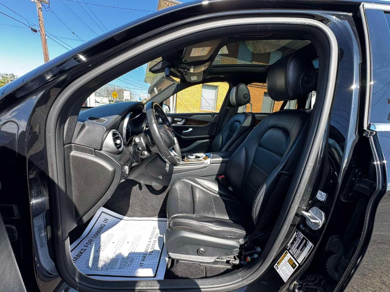 Mercedes-Benz GLC GLC 300 4MATIC SUV 2017